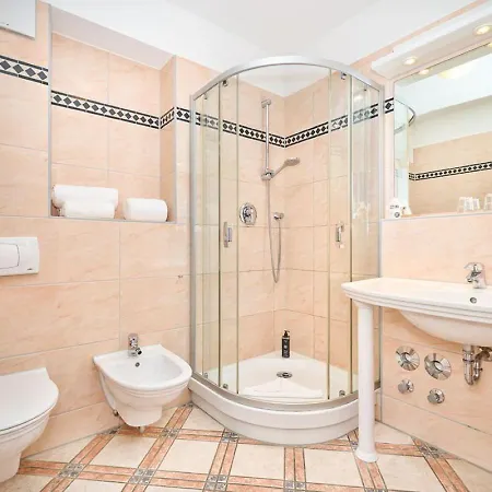 Strandhotel Prinz Von Preussen Zinnowitz